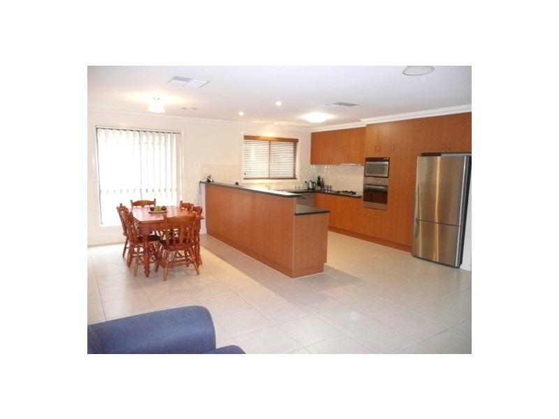 15 Darga Pl, Springdale Heights NSW 2641