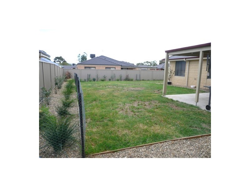 15 Darga Pl, Springdale Heights NSW 2641