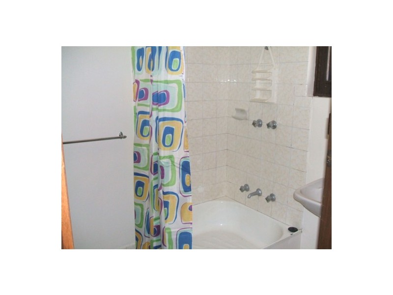 Unit 6-1060 Caratel St, North Albury NSW 2640