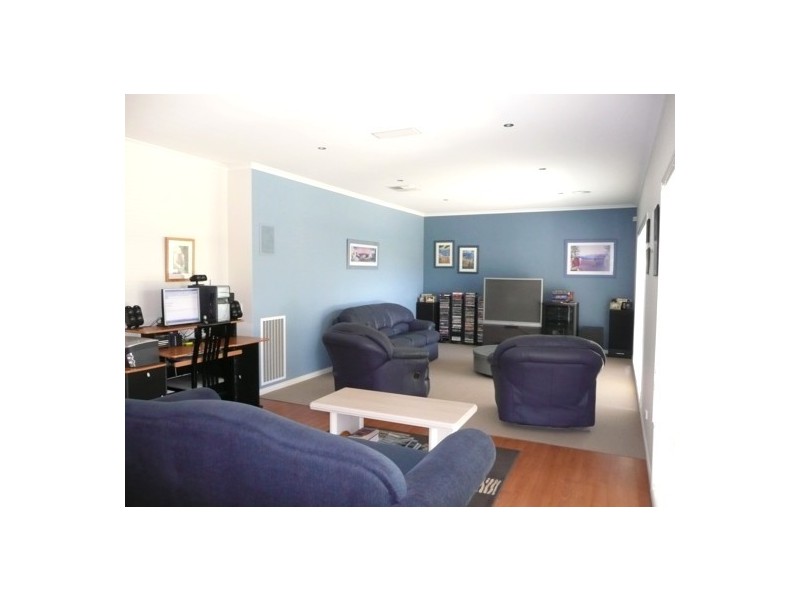 128 Dryandra Way, Thurgoona NSW 2640