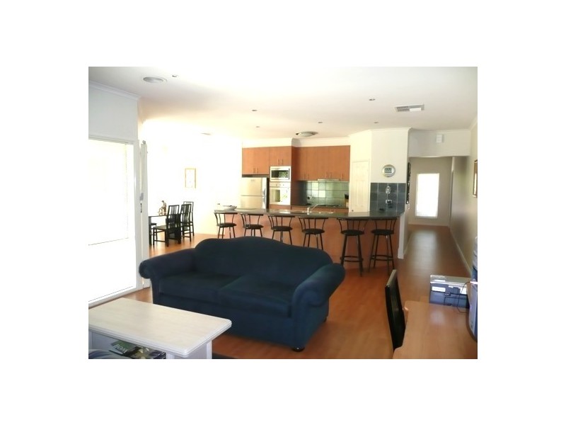 128 Dryandra Way, Thurgoona NSW 2640