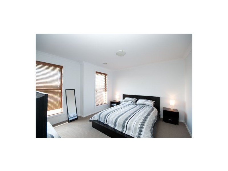 2/1 Owl Court, Thurgoona NSW 2640