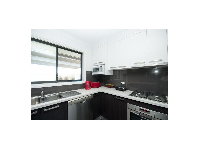 2/1 Owl Court, Thurgoona NSW 2640