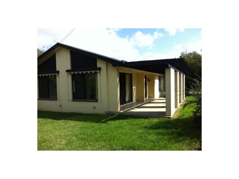 391 Kotthoff Street, Lavington NSW 2641