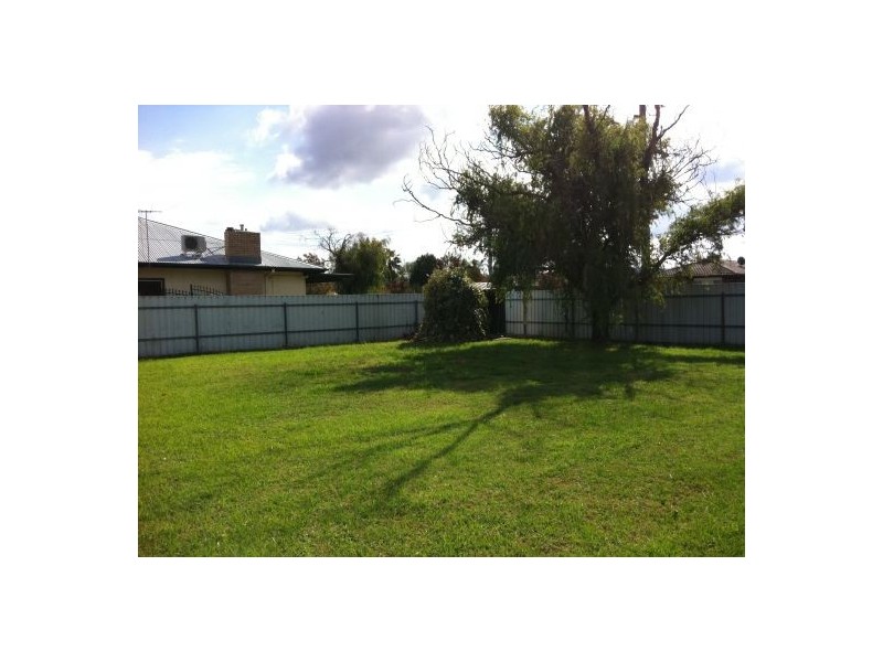 391 Kotthoff Street, Lavington NSW 2641