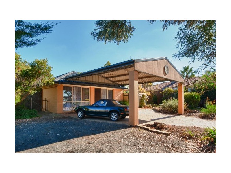 91 St Andrews Cct, Thurgoona NSW 2640