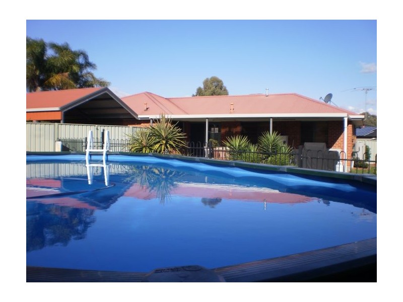 3 Sundew Court, Thurgoona NSW 2640