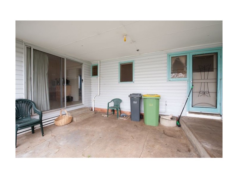 998 Calimo St, North Albury NSW 2640