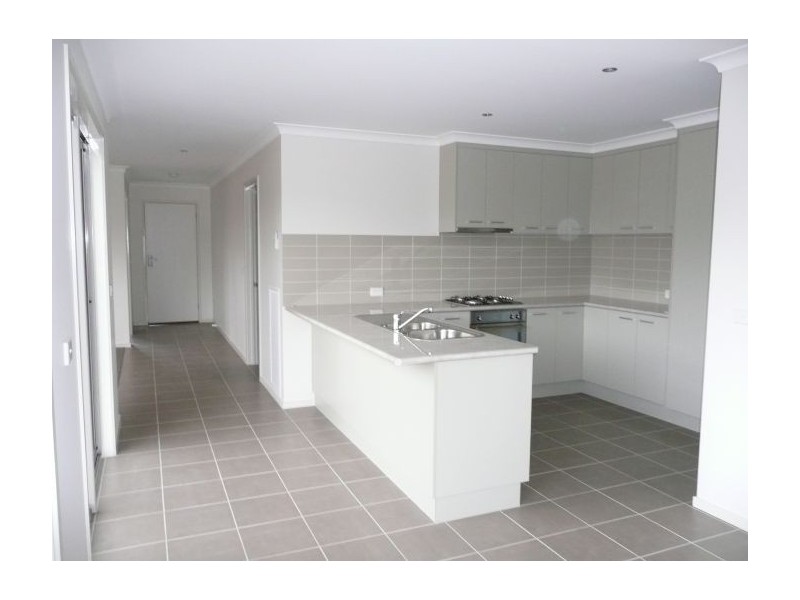 1/774 Centaur Rd, Lavington NSW 2641