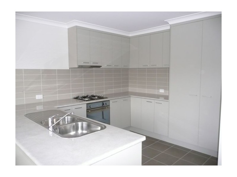 1/774 Centaur Rd, Lavington NSW 2641