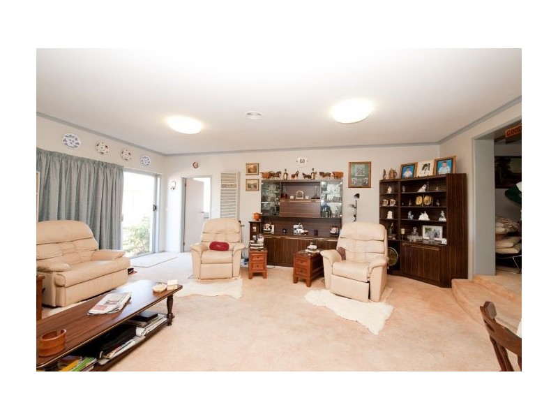 457 Bell St, Lavington NSW 2641