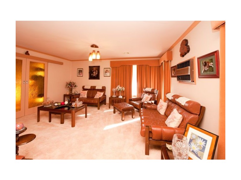 457 Bell St, Lavington NSW 2641