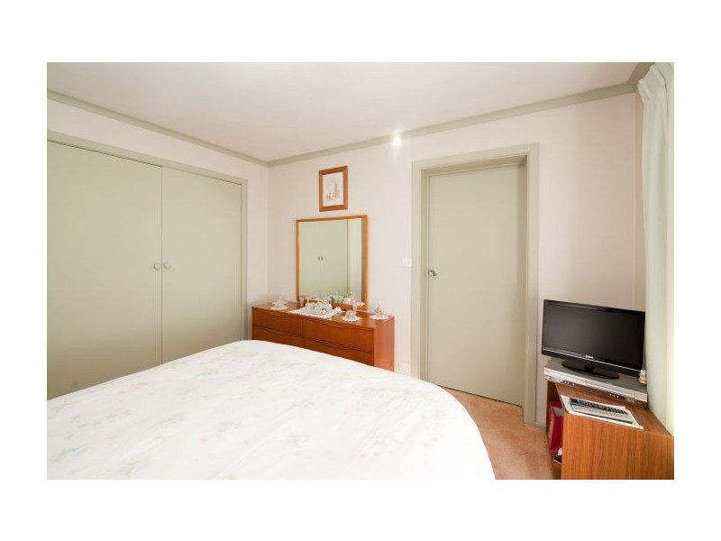 457 Bell St, Lavington NSW 2641
