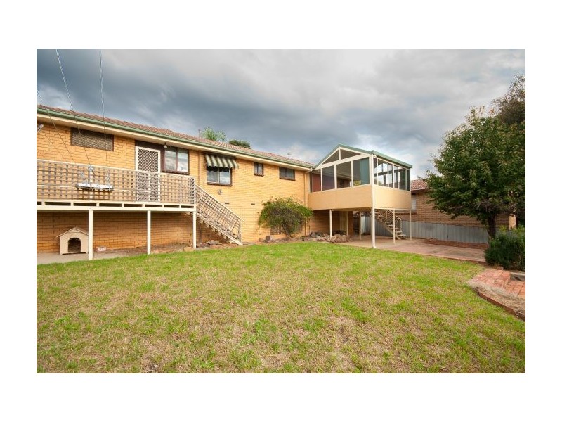 62 Sunset Dr, West Albury NSW 2640