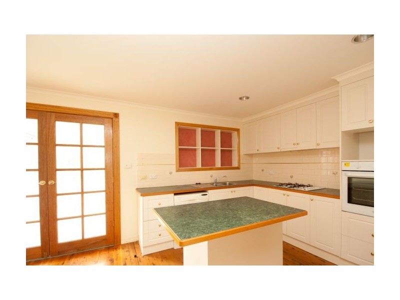 62 Sunset Dr, West Albury NSW 2640