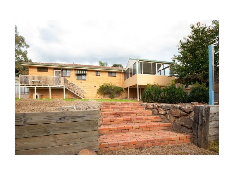62 Sunset Dr, West Albury NSW 2640