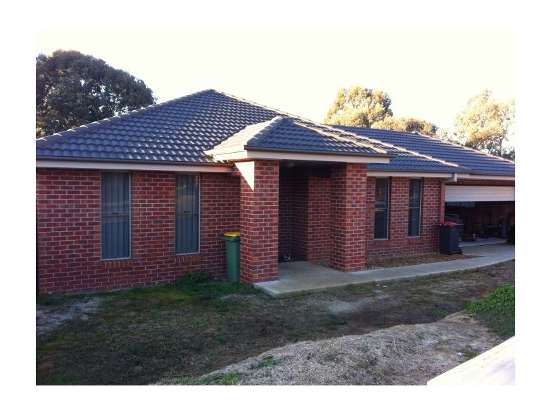 12 Wills Court, Thurgoona NSW 2640