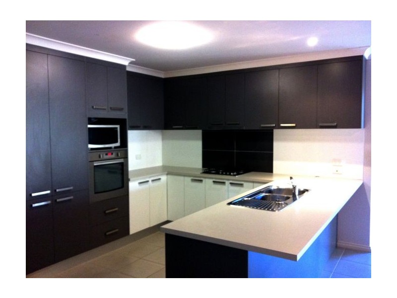 12 Wills Court, Thurgoona NSW 2640