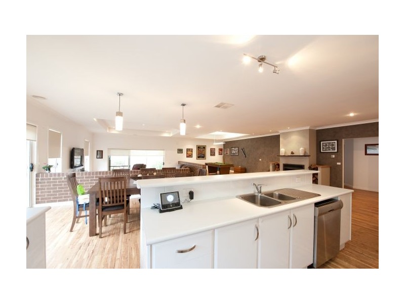 7 Darga Place, Lavington NSW 2641