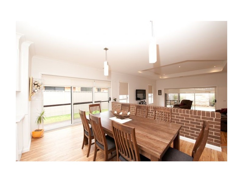 7 Darga Place, Lavington NSW 2641