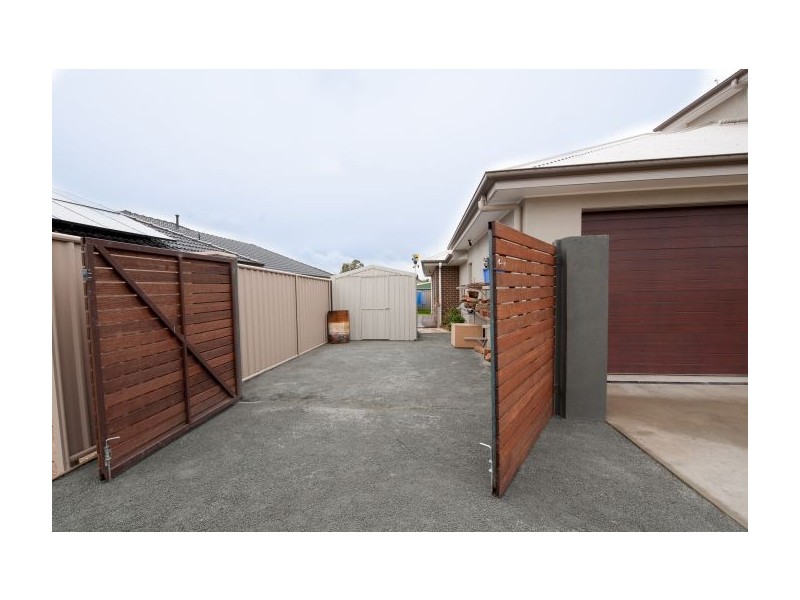 7 Darga Place, Lavington NSW 2641