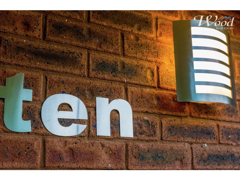 10 Kennedia Street, Thurgoona NSW 2640