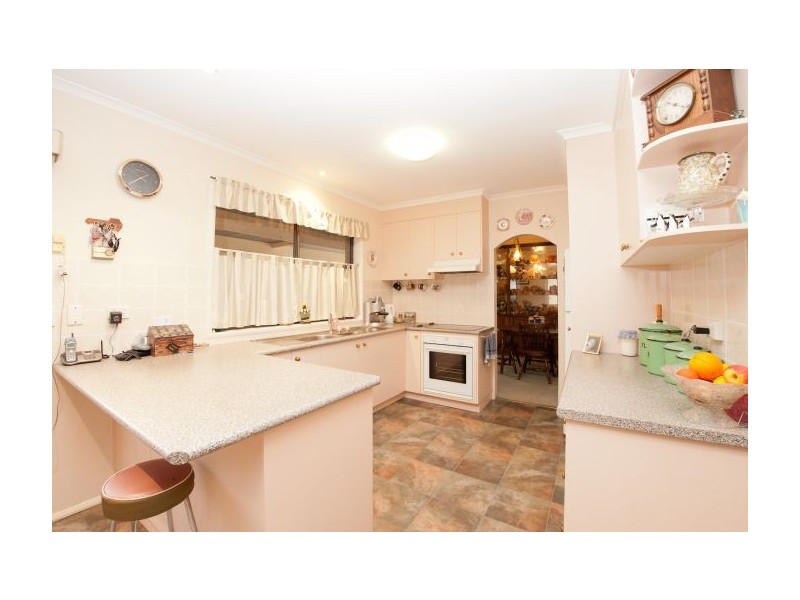 589 Zago Court, Lavington NSW 2641
