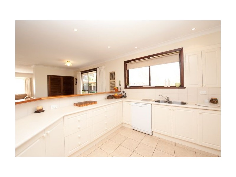 475 Kaitlers Road, Lavington NSW 2641