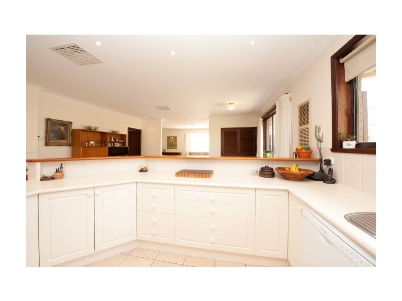 475 Kaitlers Road, Lavington NSW 2641