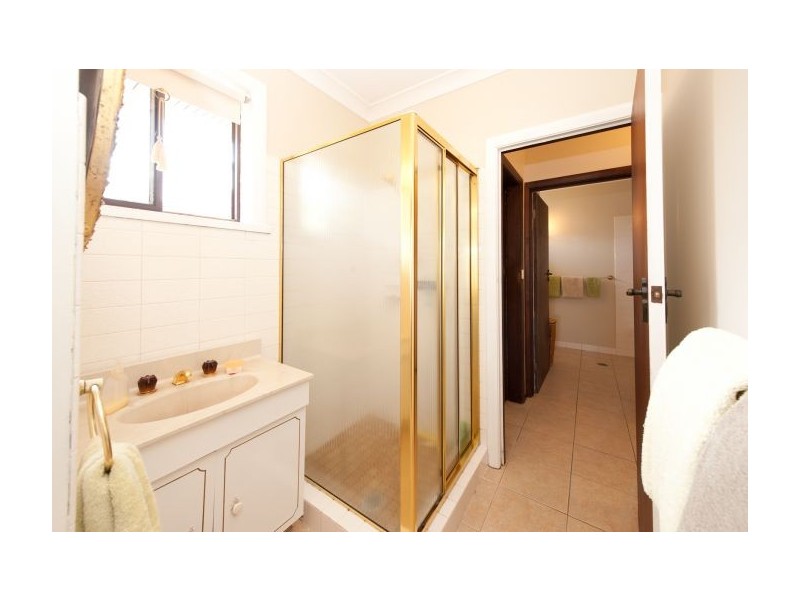 475 Kaitlers Road, Lavington NSW 2641