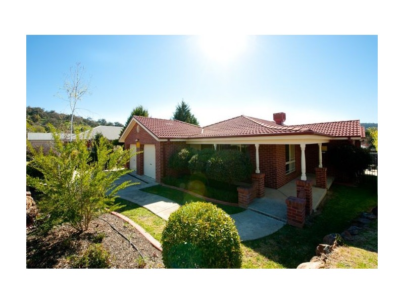 10 Orchard Way, Lavington NSW 2641
