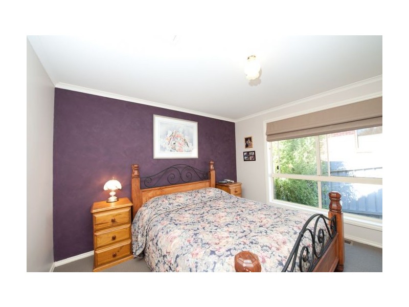 10 Orchard Way, Lavington NSW 2641