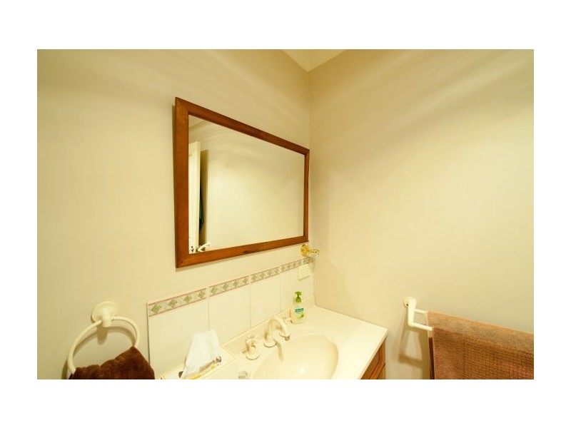 10 Orchard Way, Lavington NSW 2641