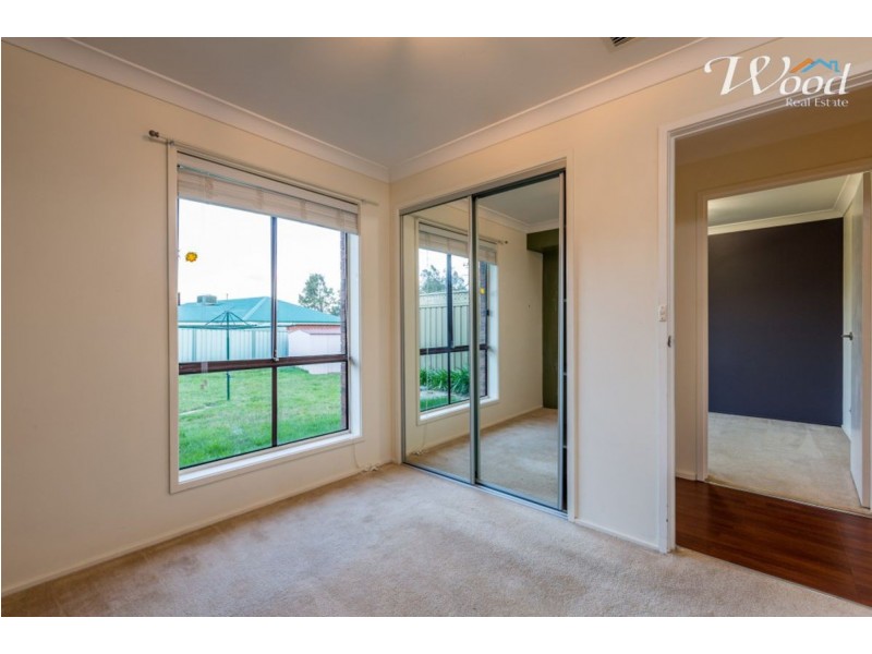 10 Kennedia Street, Thurgoona NSW 2640