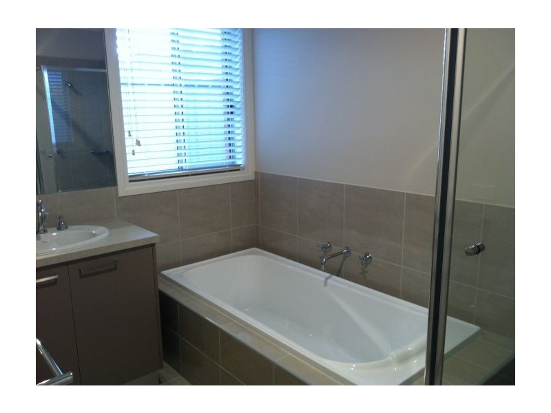 820 Union Road, Lavington NSW 2641