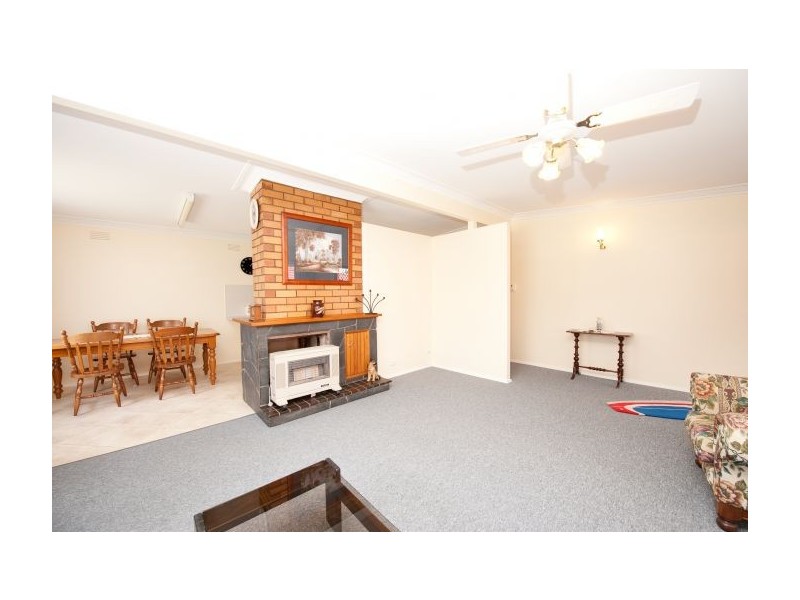 364 Eden St, Lavington NSW 2641