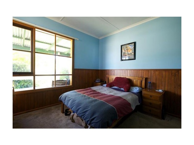 7 Dickson St, Woomargama NSW 2644