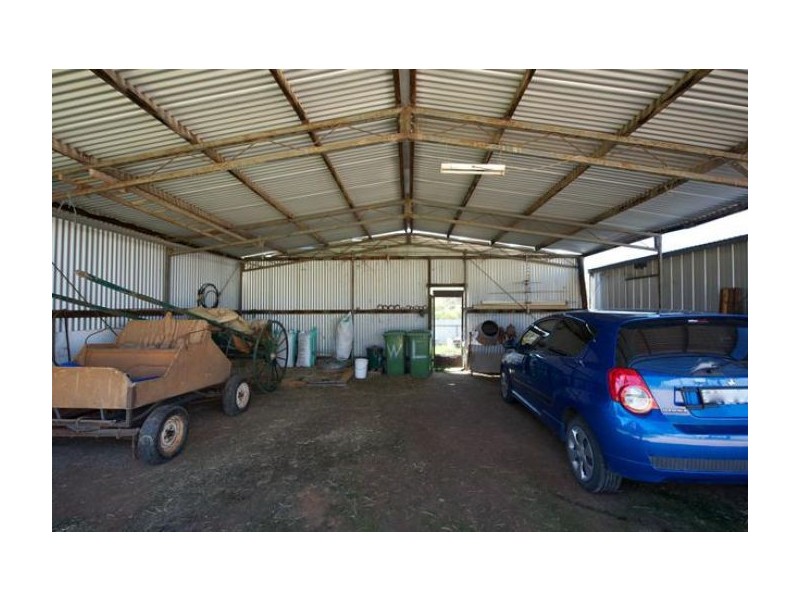 7 Dickson St, Woomargama NSW 2644