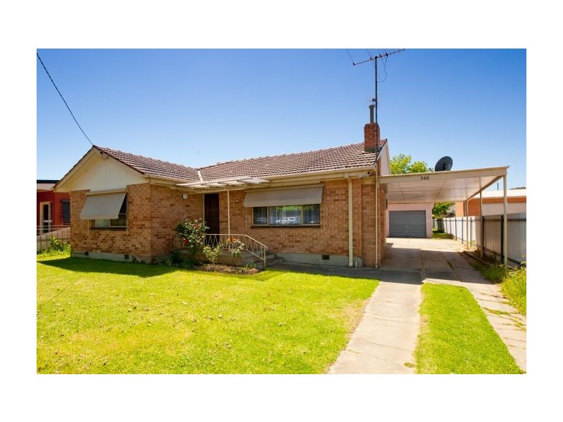 348 Urana Rd, Lavington NSW 2641