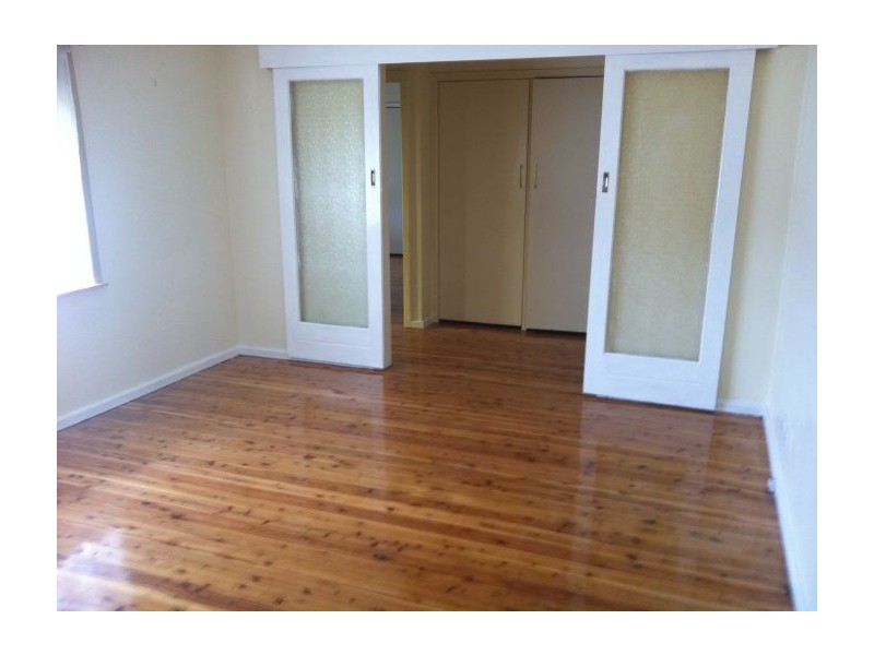 348 Urana Rd, Lavington NSW 2641