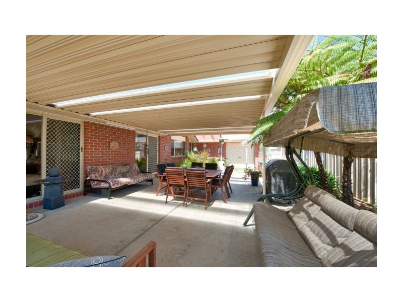 20 Faithful Street, Lavington NSW 2641