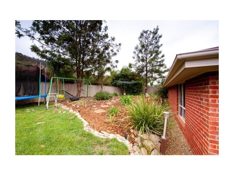 20 Faithful Street, Lavington NSW 2641