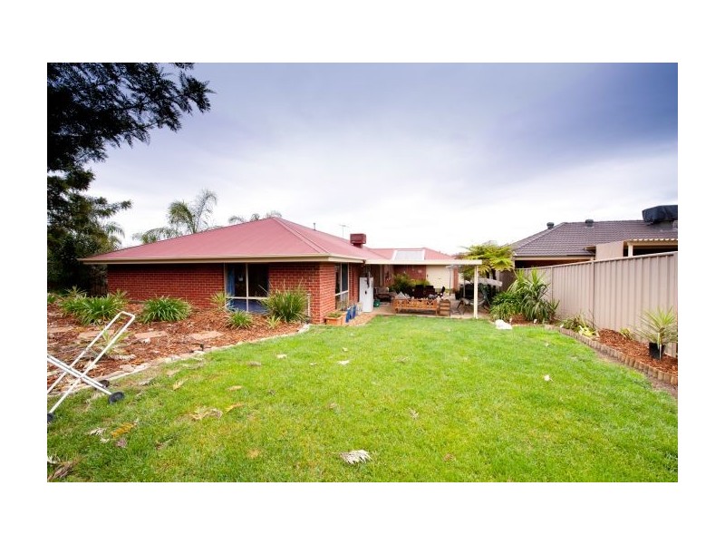20 Faithful Street, Lavington NSW 2641