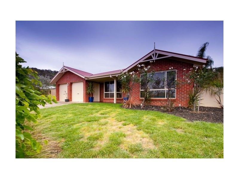 20 Faithful Street, Lavington NSW 2641