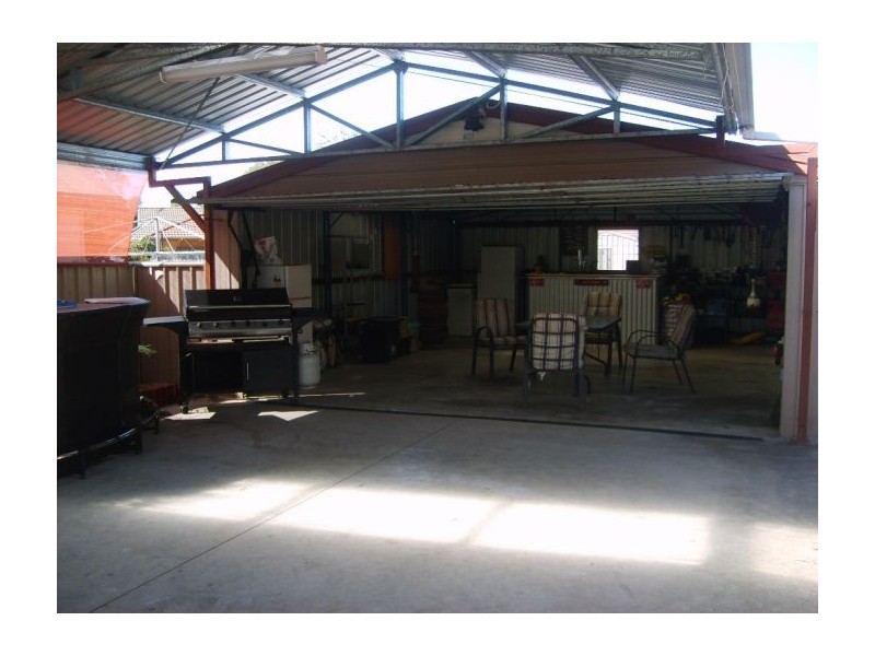 533 Schaeffer Street, Lavington NSW 2641