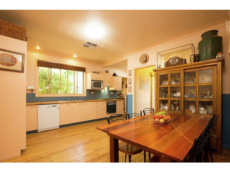 452 Prune Street, Lavington NSW 2641