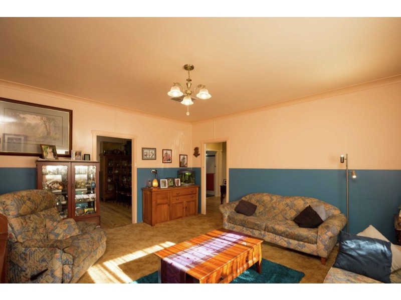 452 Prune Street, Lavington NSW 2641