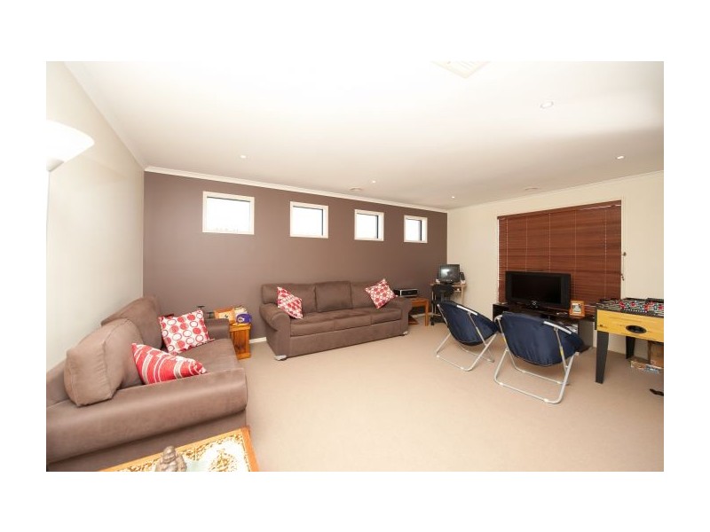 18 Rosewood Court, Thurgoona NSW 2640