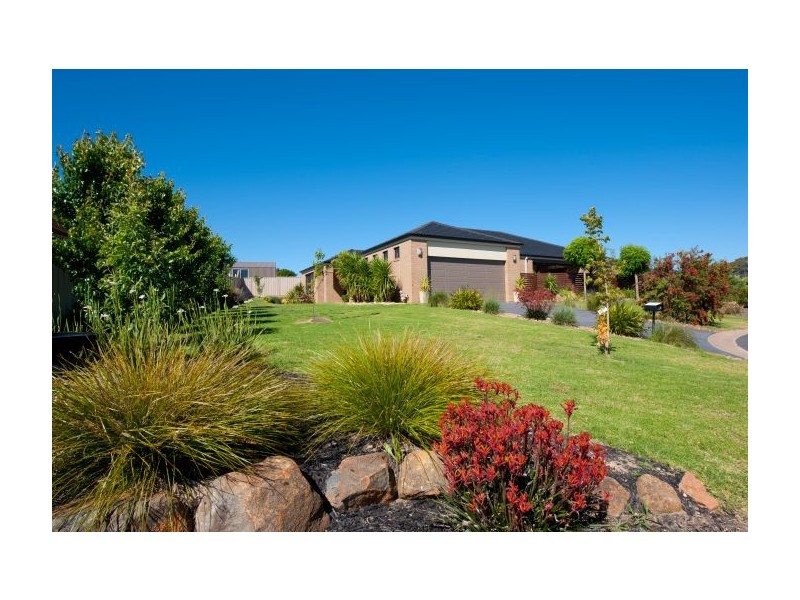 18 Rosewood Court, Thurgoona NSW 2640