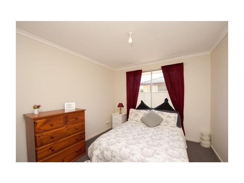 1/614 Hague Street, Lavington NSW 2641